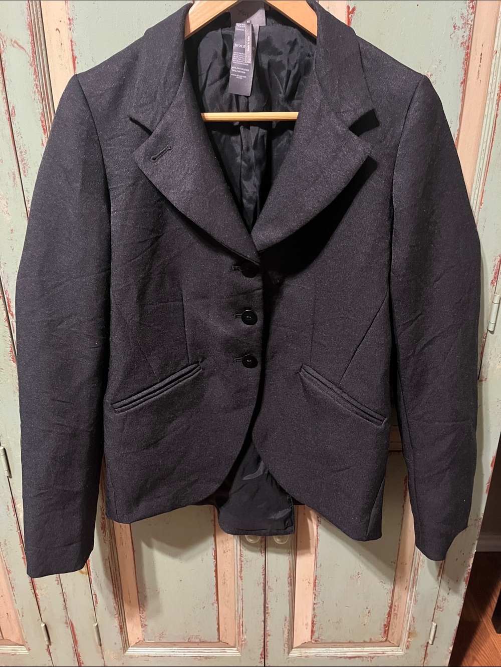 Women's Black Tailored Blazer with Notch Lapel